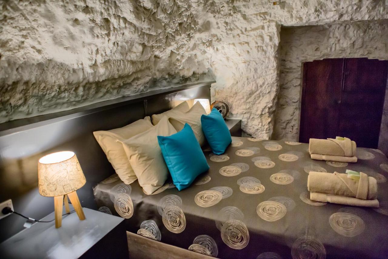 Underground Motel White Cliffs