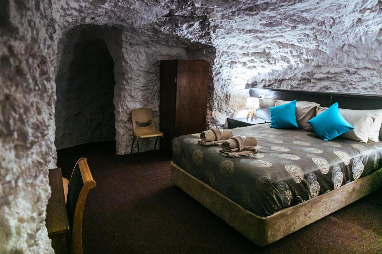 Underground Motel White Cliffs